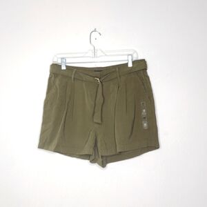 Tommy Hilfiger Adaptive Belted Shorts Size Medium